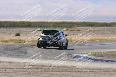 media/Oct-04-2025-OnGrid (Sat) [[44bd565ffa]]/Green Group/Grapevine/